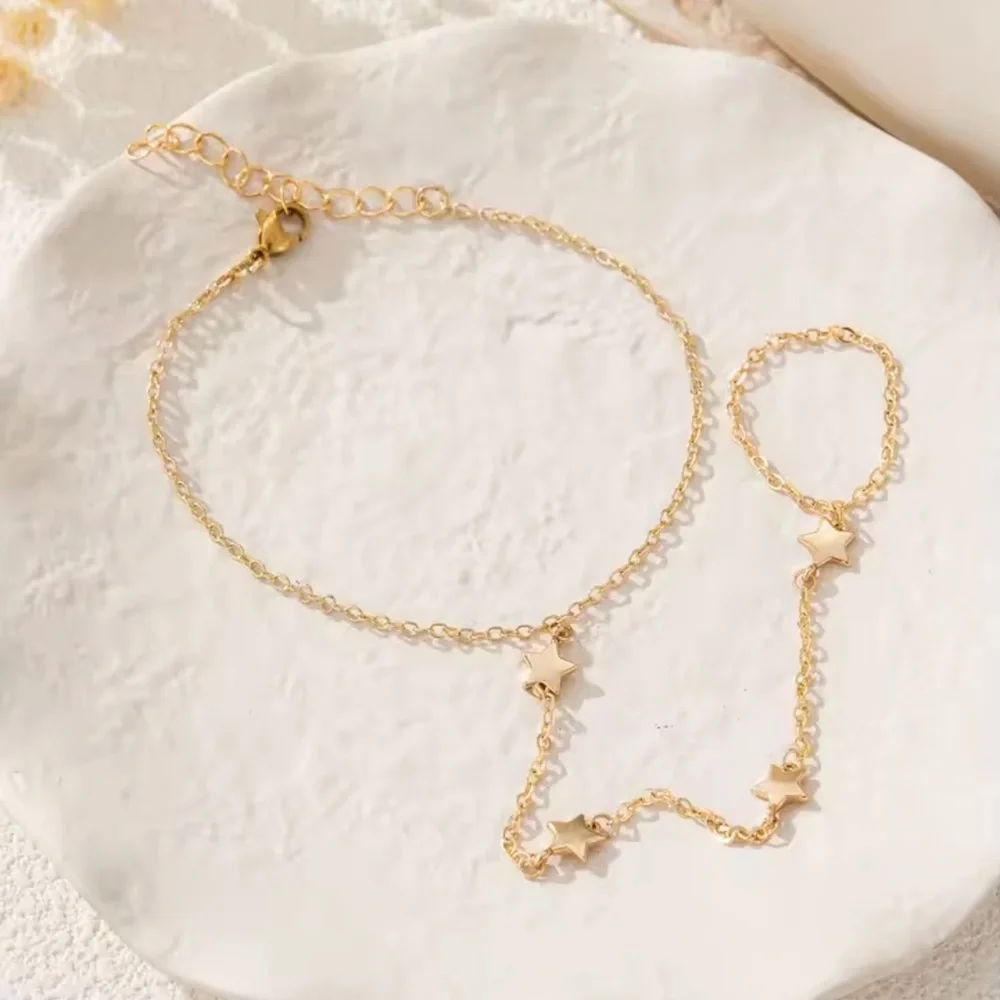 Delicate Gold Star Hand Chain ring Bracelet